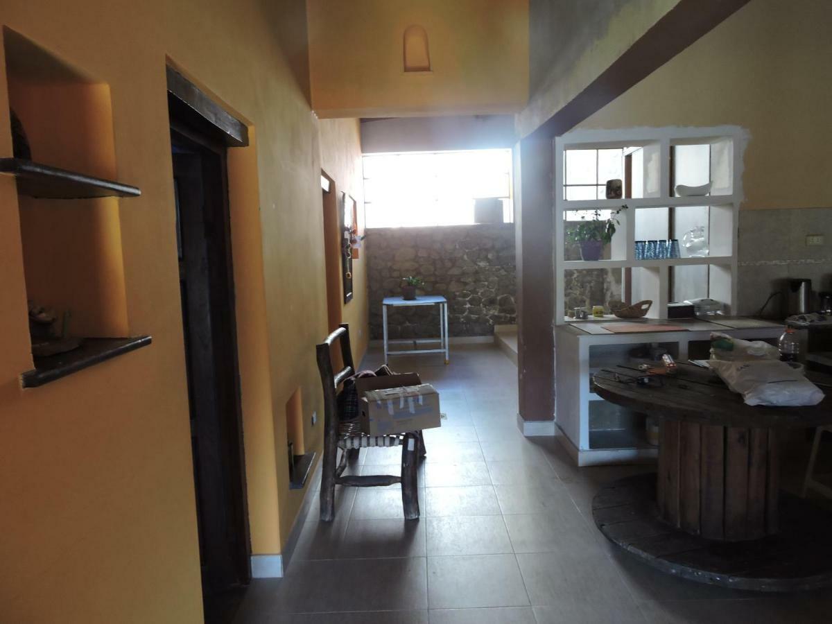 Casa De Piedra Bed and Breakfast Humahuaca Buitenkant foto